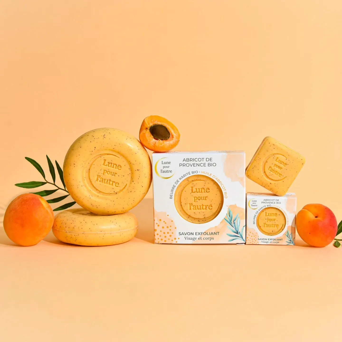 Savon de la gamme abricot